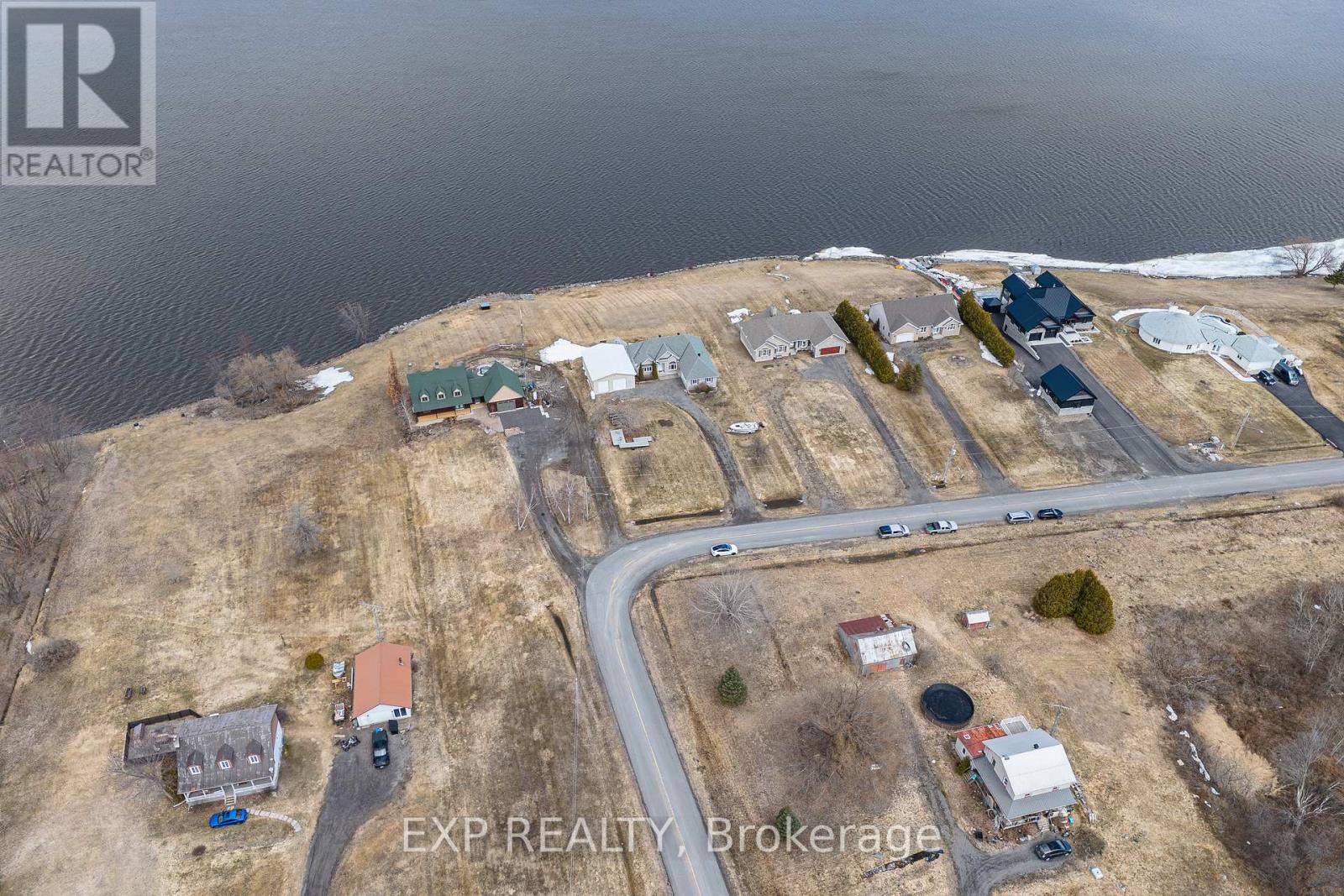 15 Rue Haute Rive Street, Alfred And Plantagenet, Ontario  K0B 1J0 - Photo 42 - X12993796