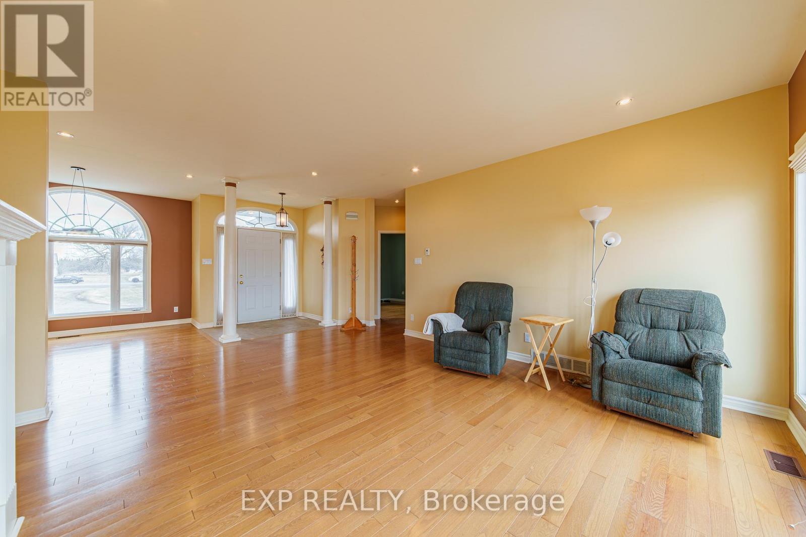 15 Rue Haute Rive Street, Alfred And Plantagenet, Ontario  K0B 1J0 - Photo 6 - X12993796