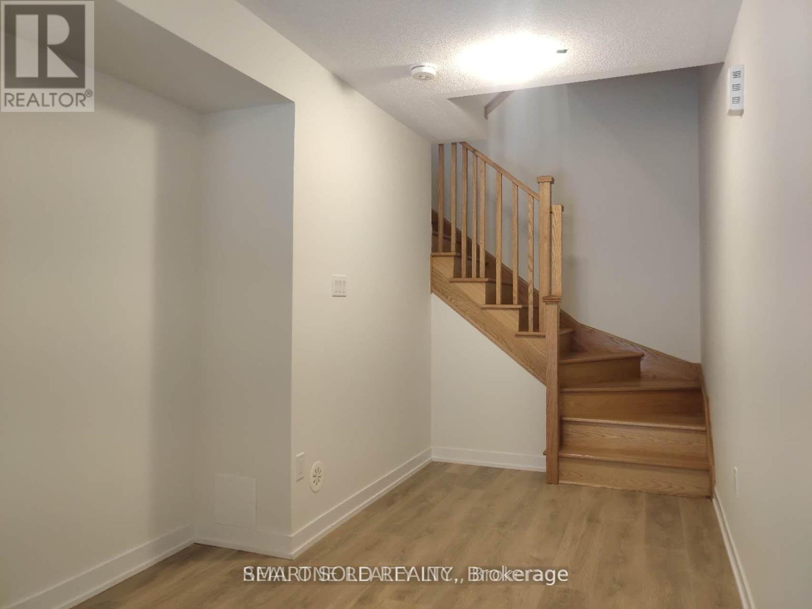 1407 - 1865 Pickering Parkway, Pickering, Ontario  L1V 0H2 - Photo 2 - E12993808