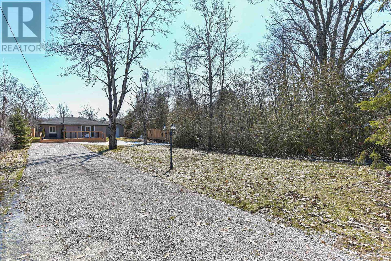 1079 Sylvan  Glen Drive, Ramara, Ontario  L0K 1B0 - Photo 7 - S12993842