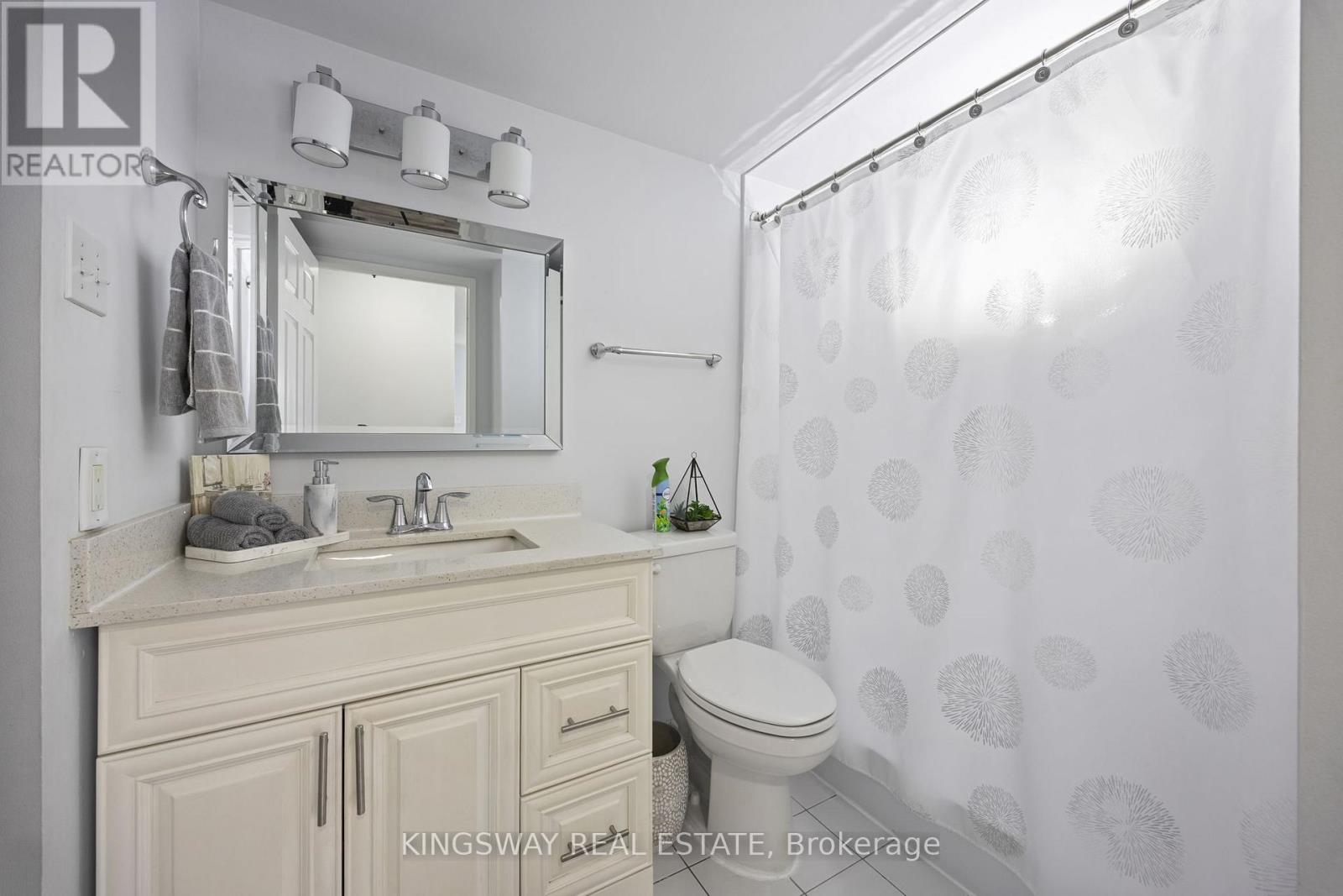 507 - 12 Laurelcrest Street, Brampton, Ontario  L6S 5Y4 - Photo 11 - W12993810