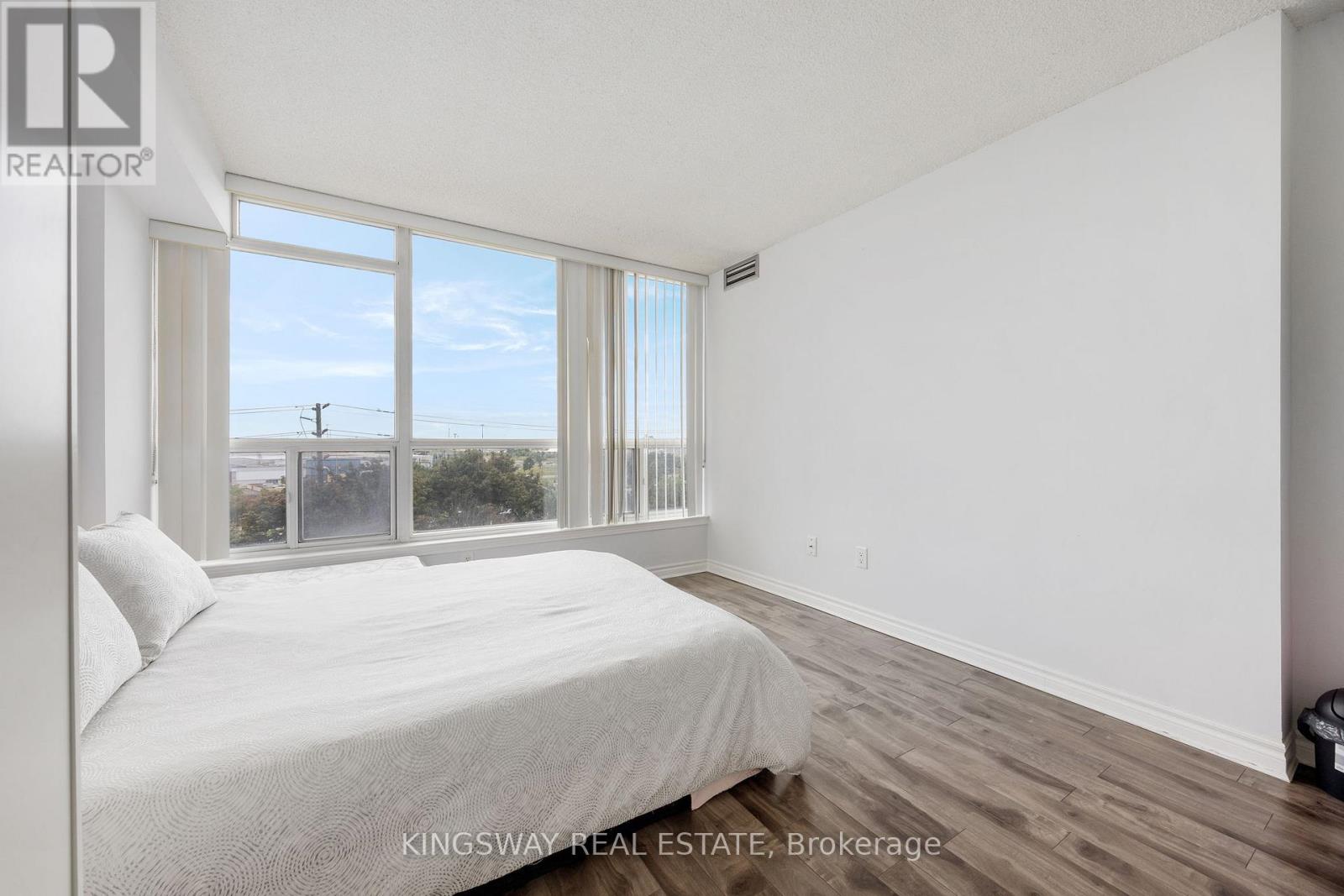 507 - 12 Laurelcrest Street, Brampton, Ontario  L6S 5Y4 - Photo 13 - W12993810