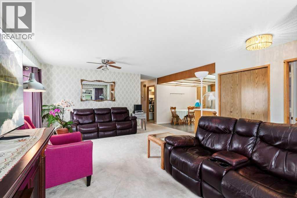 27 Ellis Street, Red Deer, Alberta  T4R 2C8 - Photo 12 - A2289758