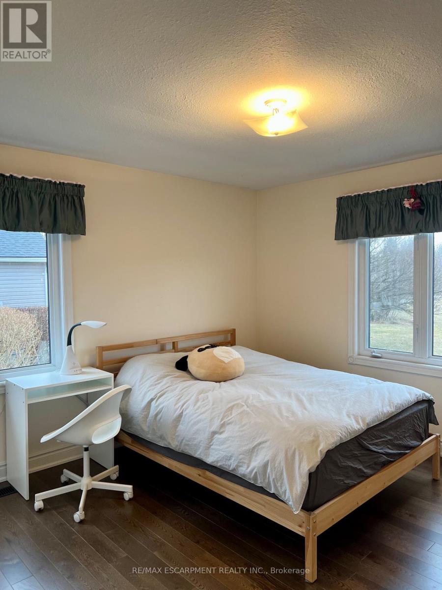 555118 Mono Amaranth Townline, Mono, Ontario  L9W 0T3 - Photo 11 - X12993844