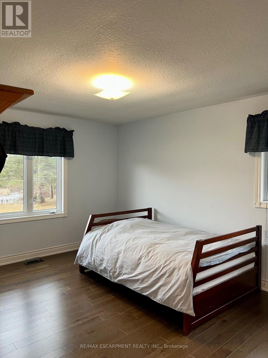 555118 Mono Amaranth Townline, Mono, Ontario  L9W 0T3 - Photo 15 - X12993844