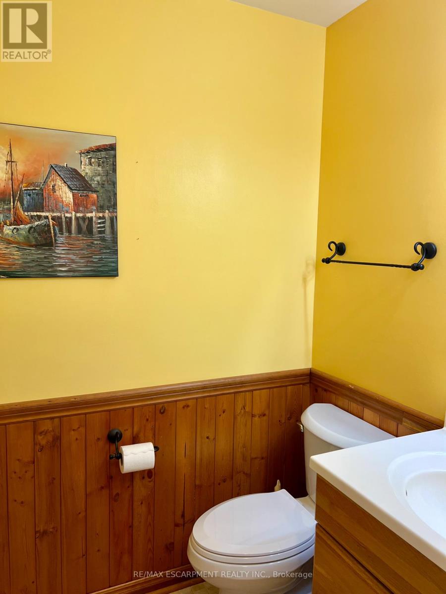 555118 Mono Amaranth Townline, Mono, Ontario  L9W 0T3 - Photo 22 - X12993844