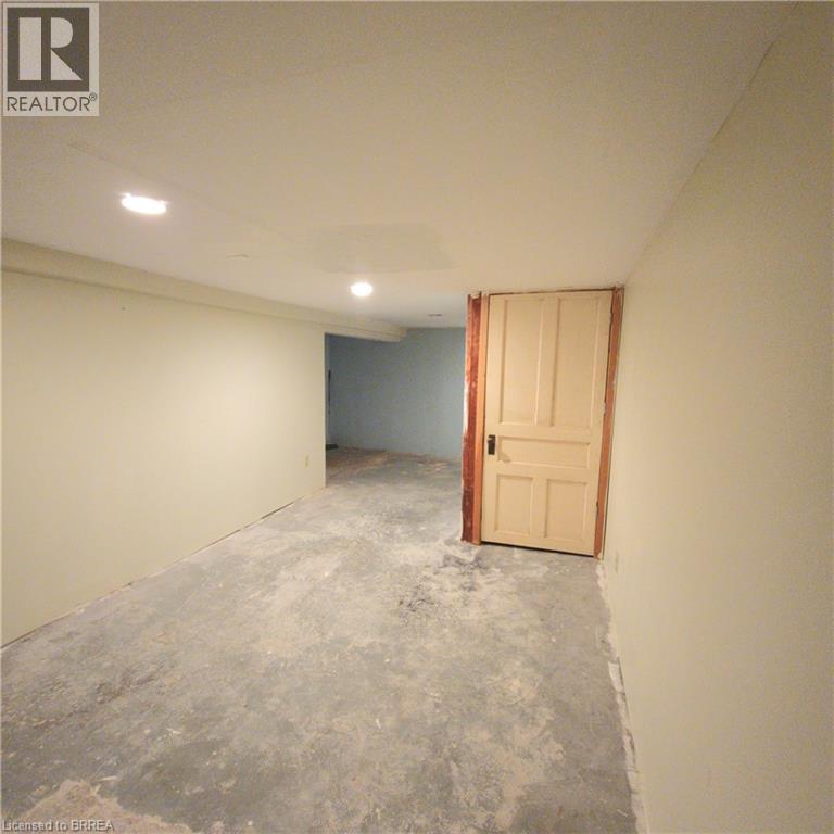 26 Willow Street, Paris, Ontario  N3L 2K6 - Photo 34 - 40820473