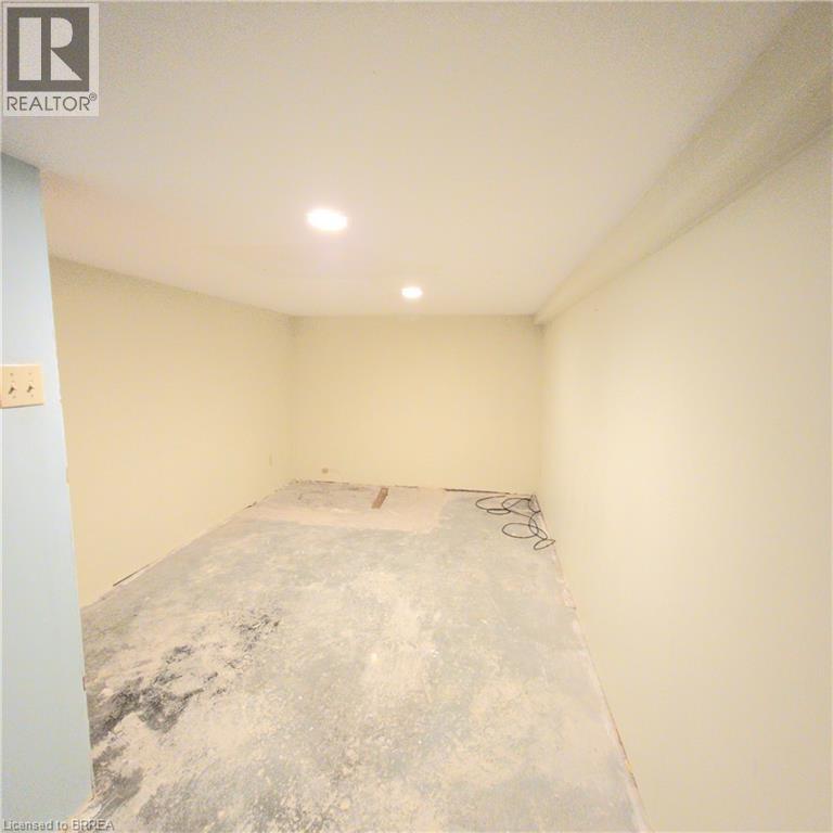 26 Willow Street, Paris, Ontario  N3L 2K6 - Photo 35 - 40820473