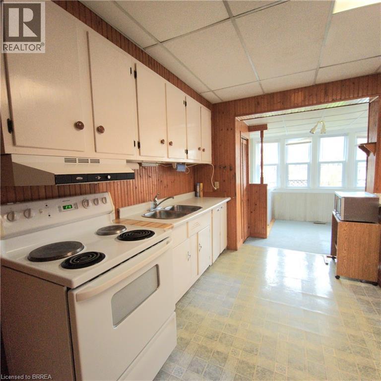 26 Willow Street, Paris, Ontario  N3L 2K6 - Photo 6 - 40820473