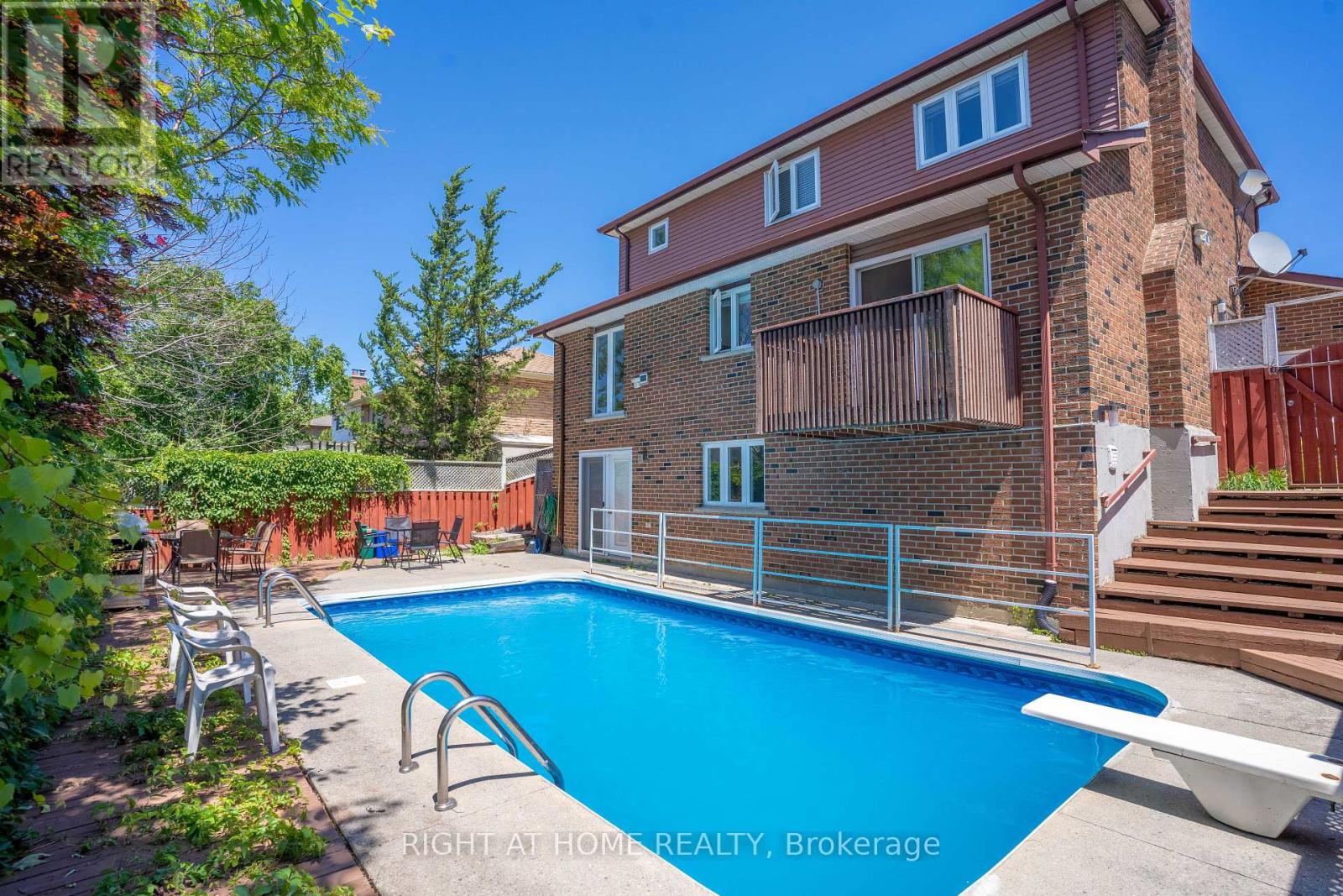 86 Howlett Avenue, Newmarket, Ontario  L3Y 5S5 - Photo 24 - N12829470