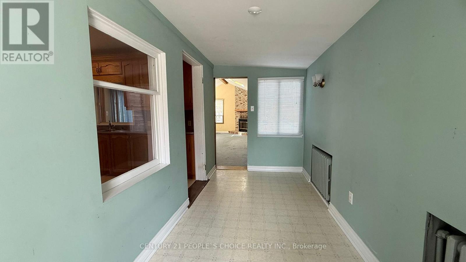 136 Northland Avenue, Toronto, Ontario  M6N 2E2 - Photo 3 - W12985878