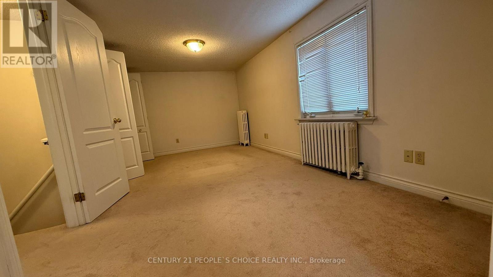 136 Northland Avenue, Toronto, Ontario  M6N 2E2 - Photo 7 - W12985878