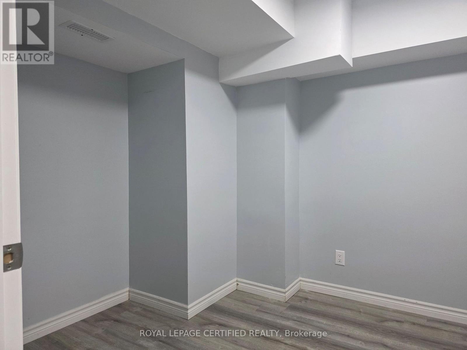 Basement - 100 Chase Crescent, Cambridge, Ontario  N3C 0C5 - Photo 11 - X12976042