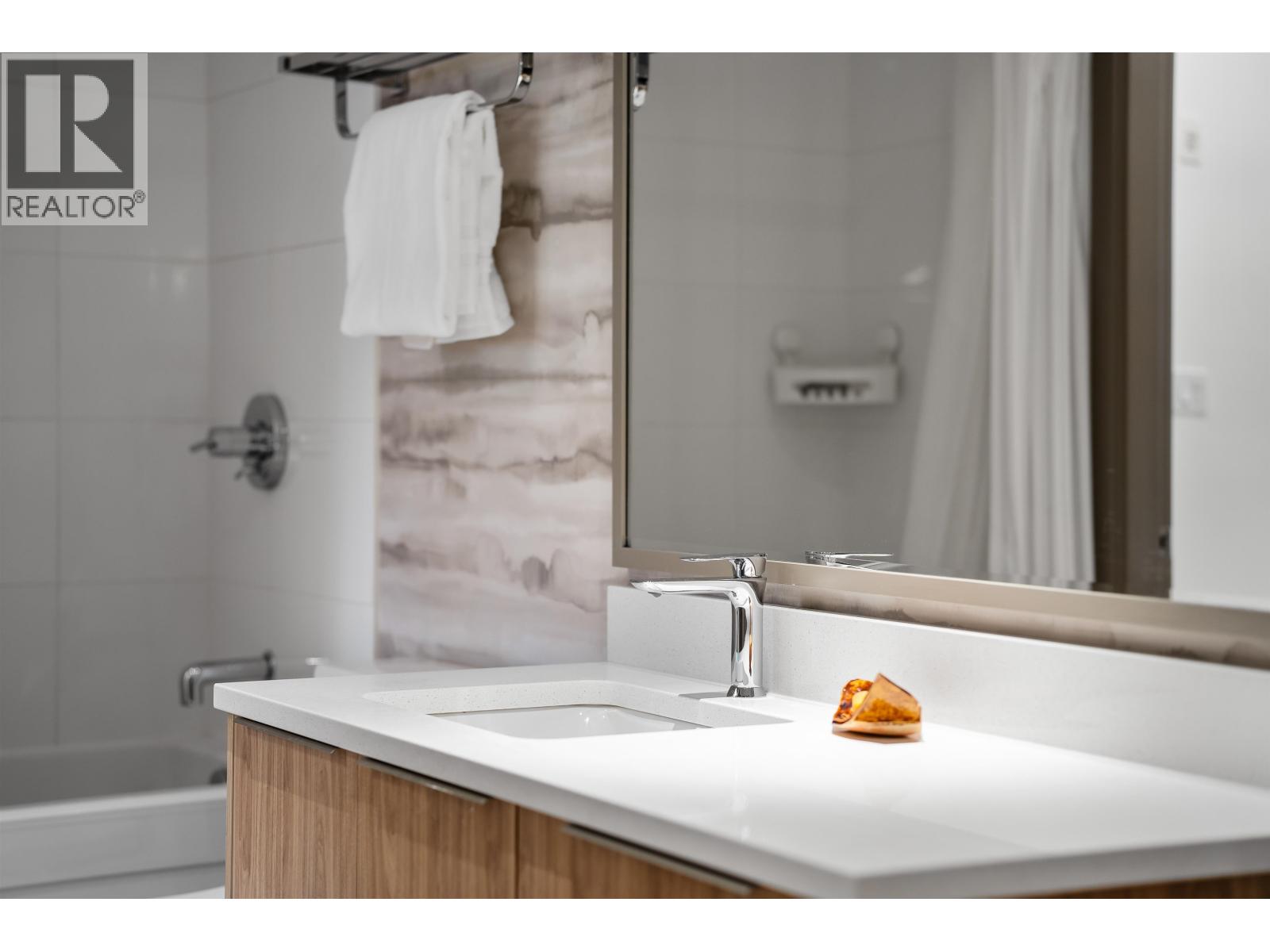 205 1808 W 1st Avenue, Vancouver, British Columbia  V6J 0B3 - Photo 22 - R3107388