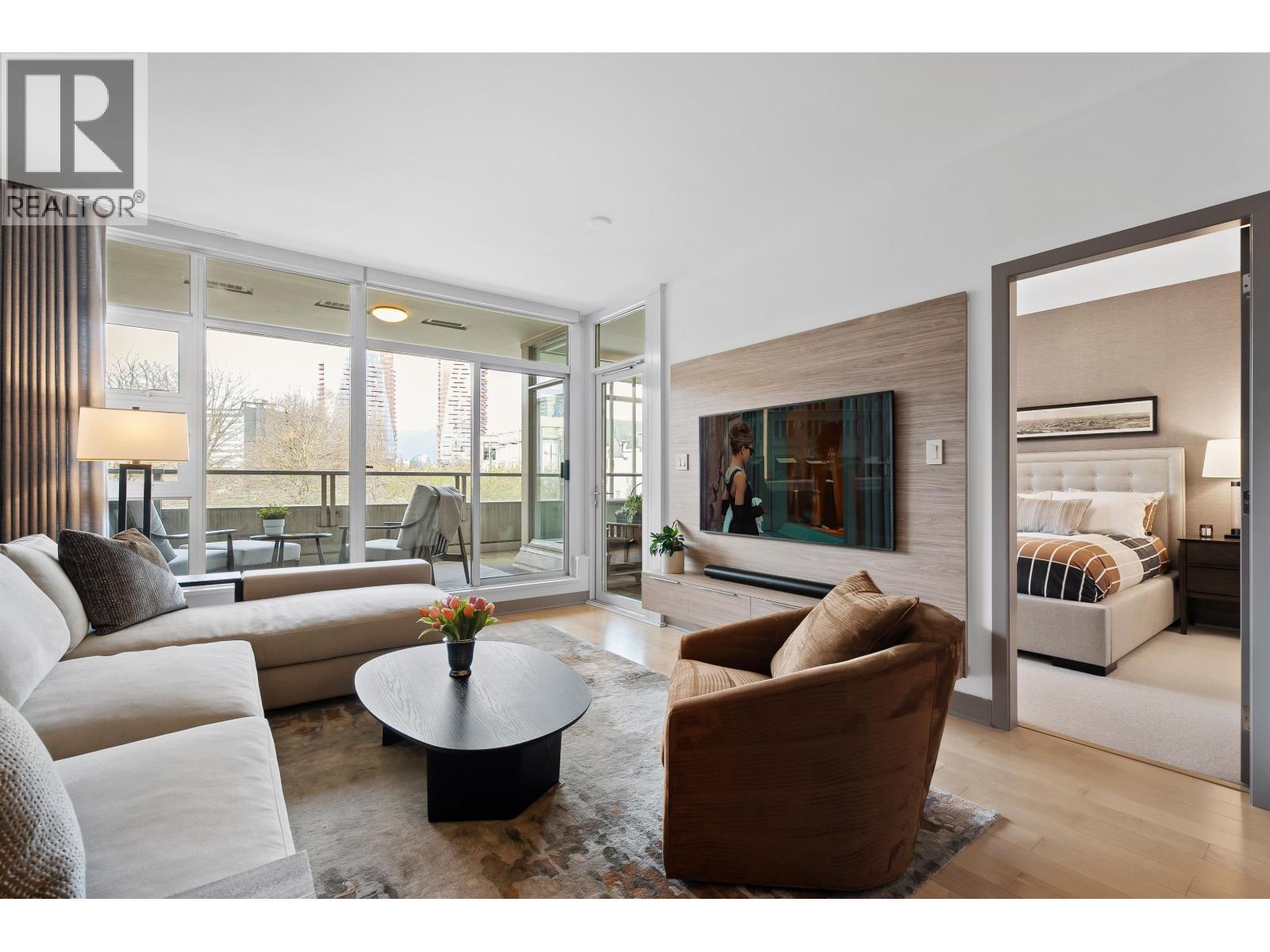 205 1808 W 1st Avenue, Vancouver, British Columbia  V6J 0B3 - Photo 2 - R3107388