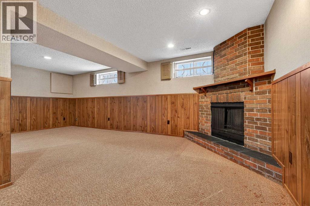 58 Westwood Drive SW, Calgary, Alberta  T3C 2V7 - Photo 34 - A2294238