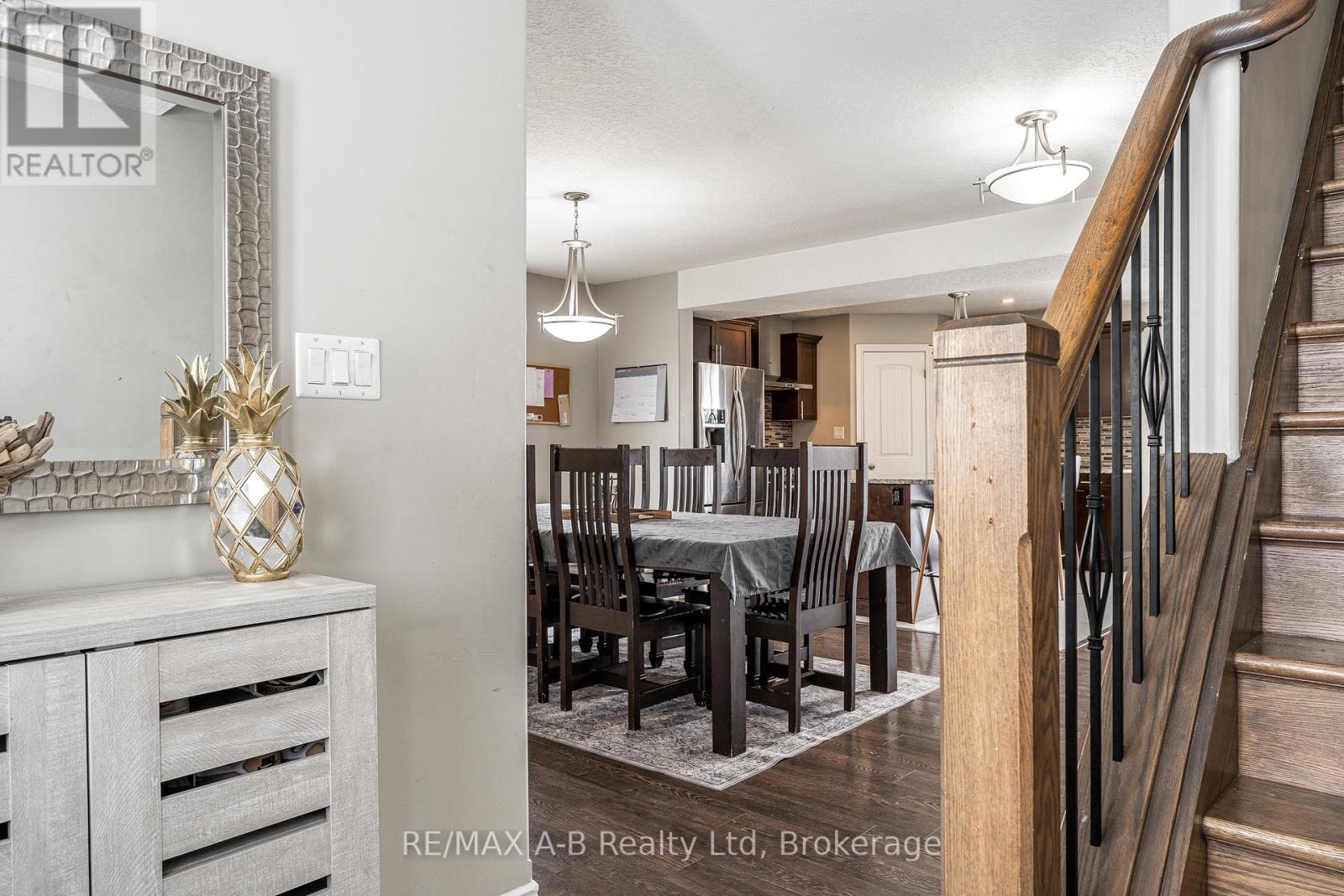 94 Wilson Court, St. Marys, Ontario  N4X 0B6 - Photo 6 - X12738114