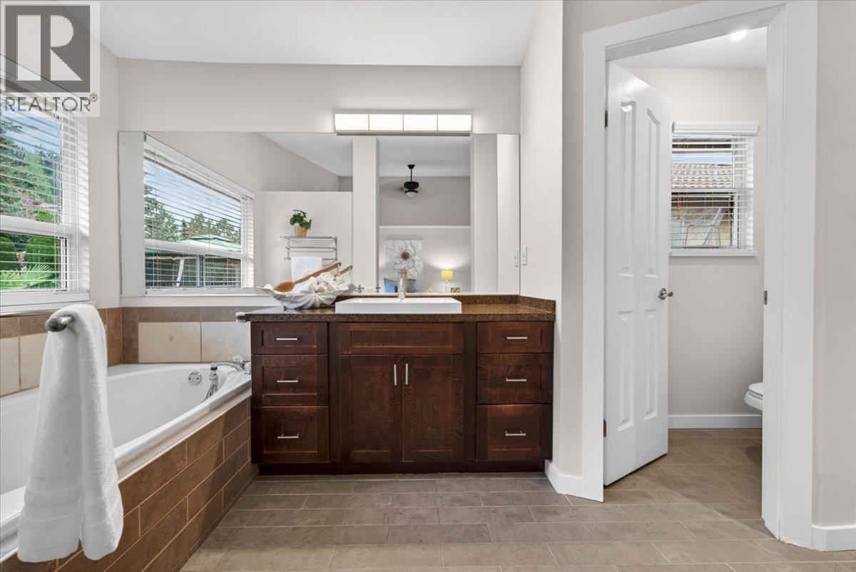 1422 Hockaday Street, Coquitlam, British Columbia  V3E 2X9 - Photo 14 - R3110833