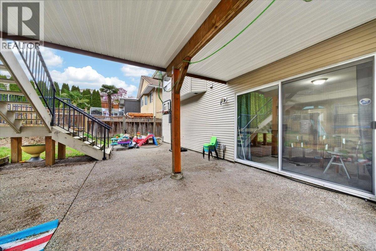 1422 Hockaday Street, Coquitlam, British Columbia  V3E 2X9 - Photo 32 - R3110833