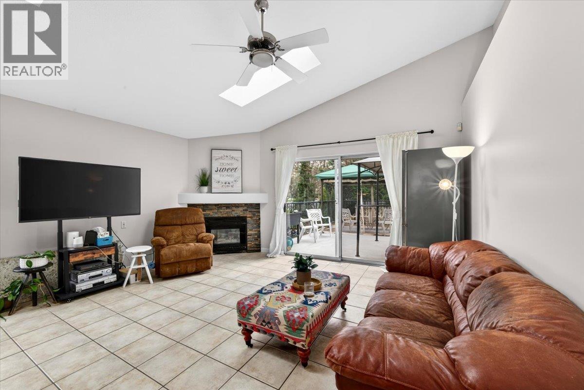 1422 Hockaday Street, Coquitlam, British Columbia  V3E 2X9 - Photo 7 - R3110833