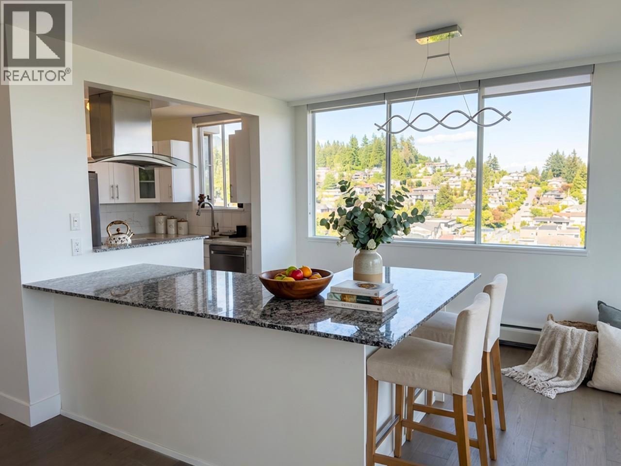 1101 555 13 Street, West Vancouver, British Columbia  V7T 2N8 - Photo 8 - R3110414