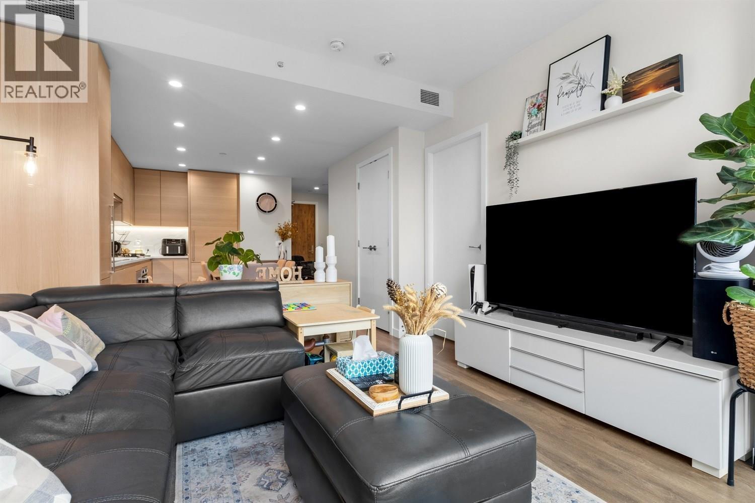 603 305 Morrissey Road, Port Moody, British Columbia  V3H 0M3 - Photo 5 - R3110989