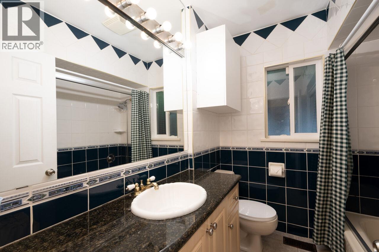 647 Blueridge Avenue, North Vancouver, British Columbia  V7R 2J4 - Photo 24 - R3110991