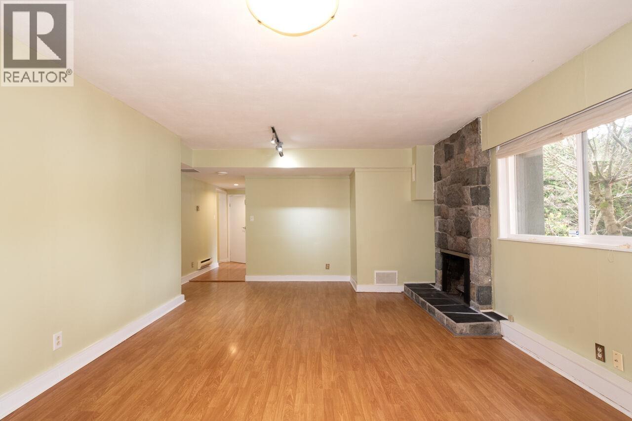 647 Blueridge Avenue, North Vancouver, British Columbia  V7R 2J4 - Photo 27 - R3110991