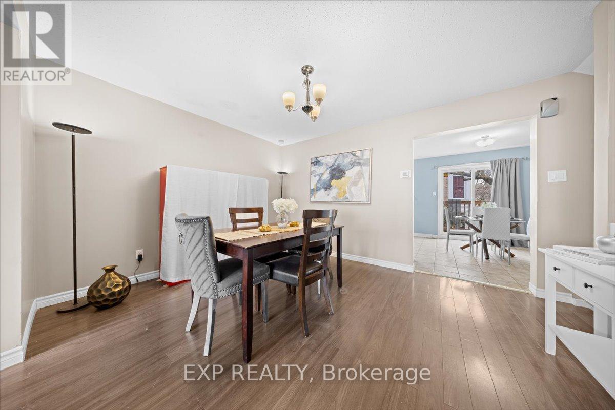 D - 284 Dalehurst Drive, Ottawa, Ontario  K2G 4J5 - Photo 13 - X12993858