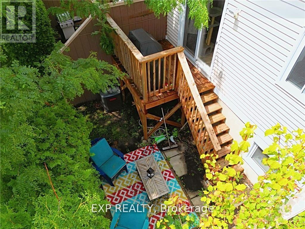 D - 284 Dalehurst Drive, Ottawa, Ontario  K2G 4J5 - Photo 29 - X12993858
