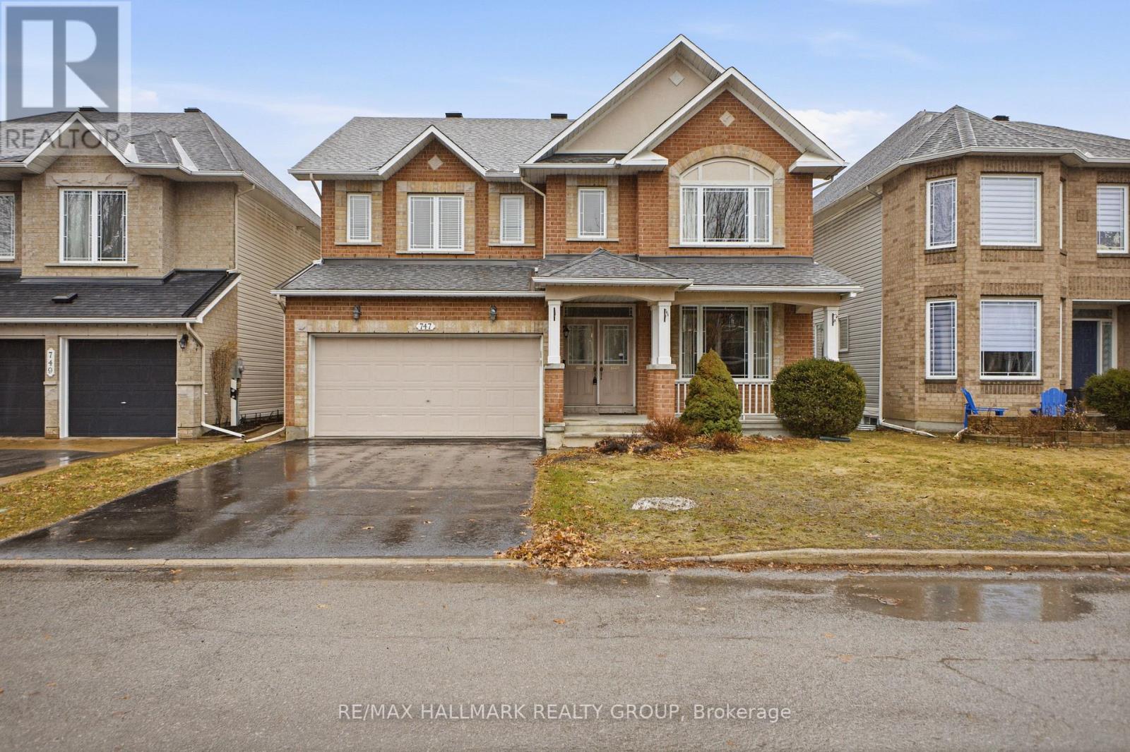747 LARCASTLE CIRCLE, Ottawa, Ontario