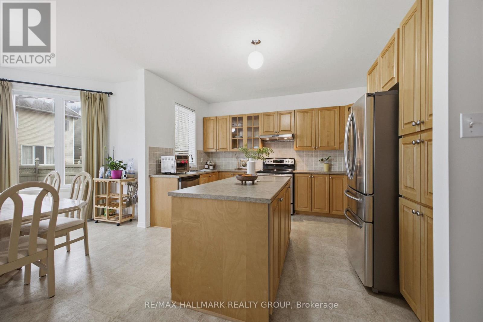 747 Larcastle Circle, Ottawa, Ontario  K4A 4Z2 - Photo 13 - X12993868