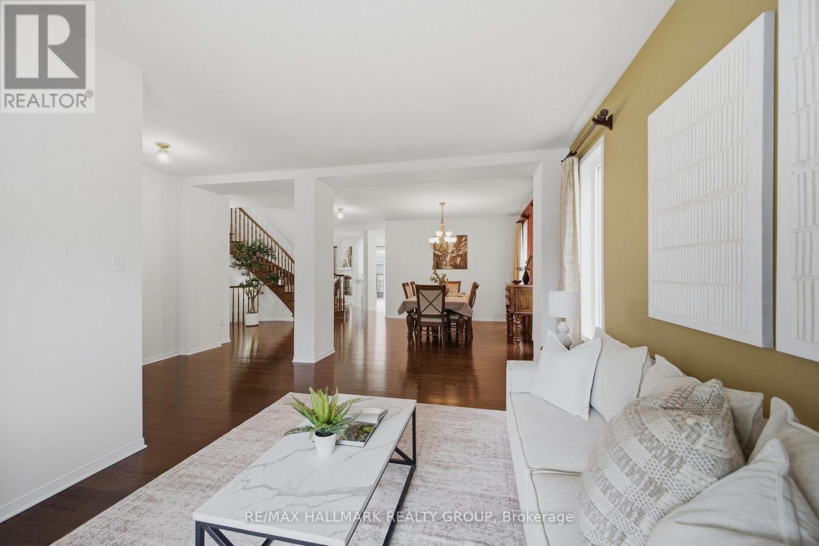 747 Larcastle Circle, Ottawa, Ontario  K4A 4Z2 - Photo 6 - X12993868