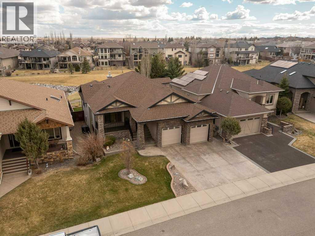 530 Canyon Cove W, Lethbridge, Alberta