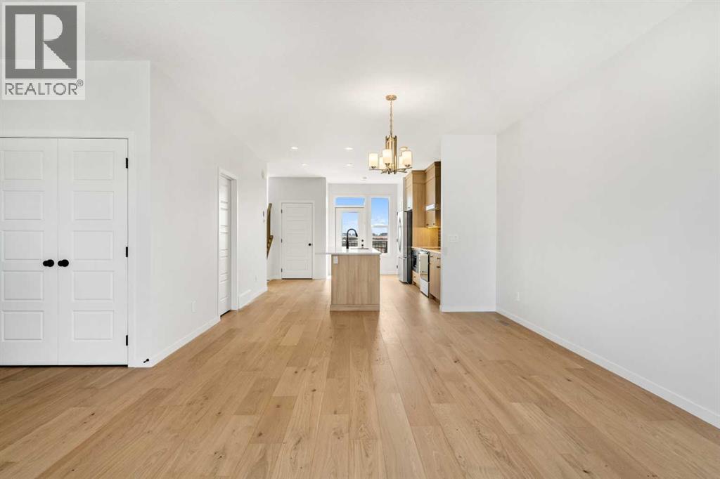 659 Chelsea Pier Run, Chestermere, Alberta  T1X 3H6 - Photo 4 - A2301086