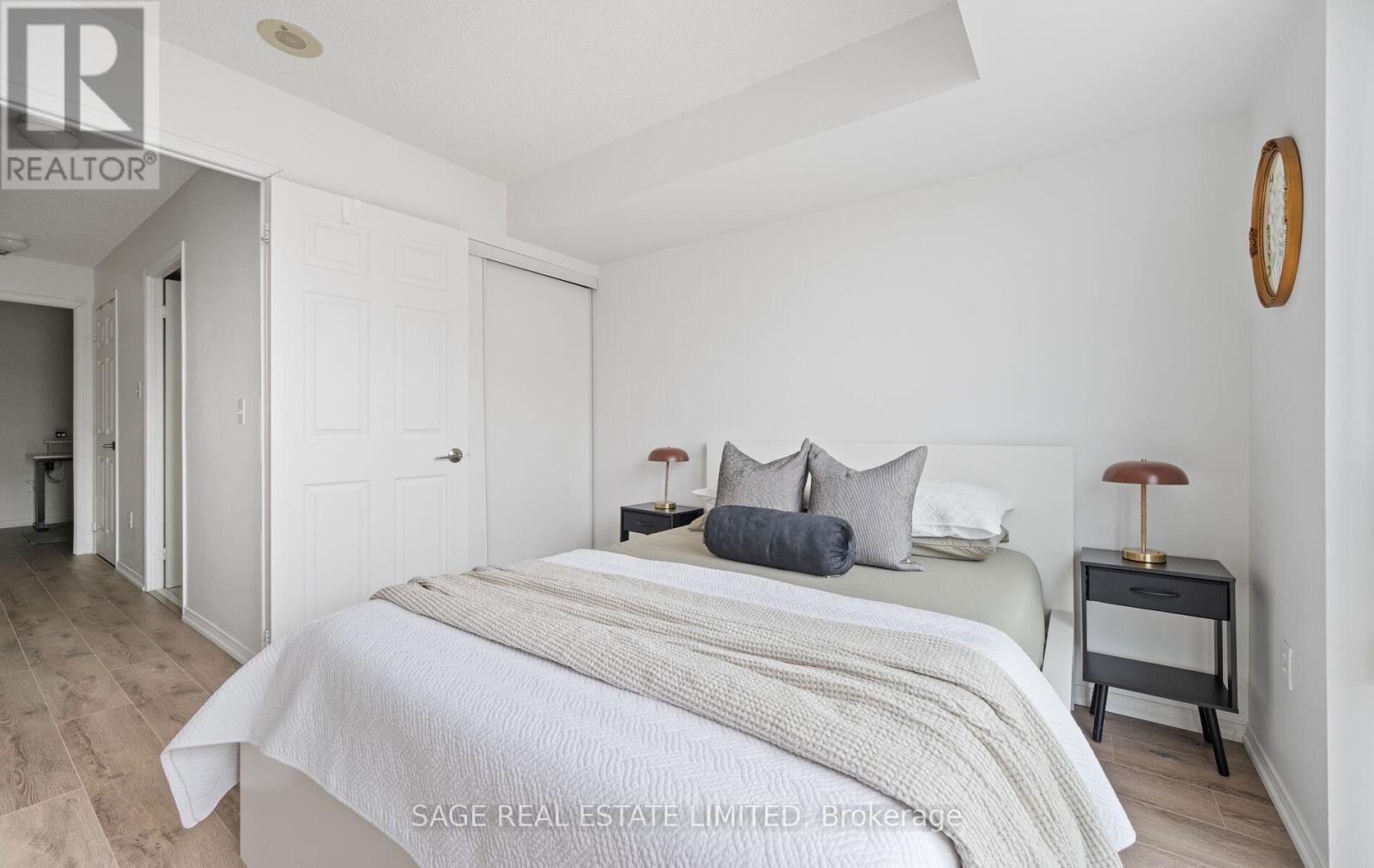 707 - 17 Michael Power Place, Toronto, Ontario  M9A 5G5 - Photo 13 - W12993860