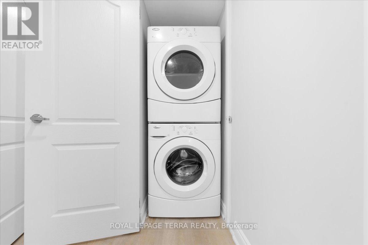 236 Royal Salisbury Way, Brampton, Ontario  L6V 3H4 - Photo 18 - W12993866