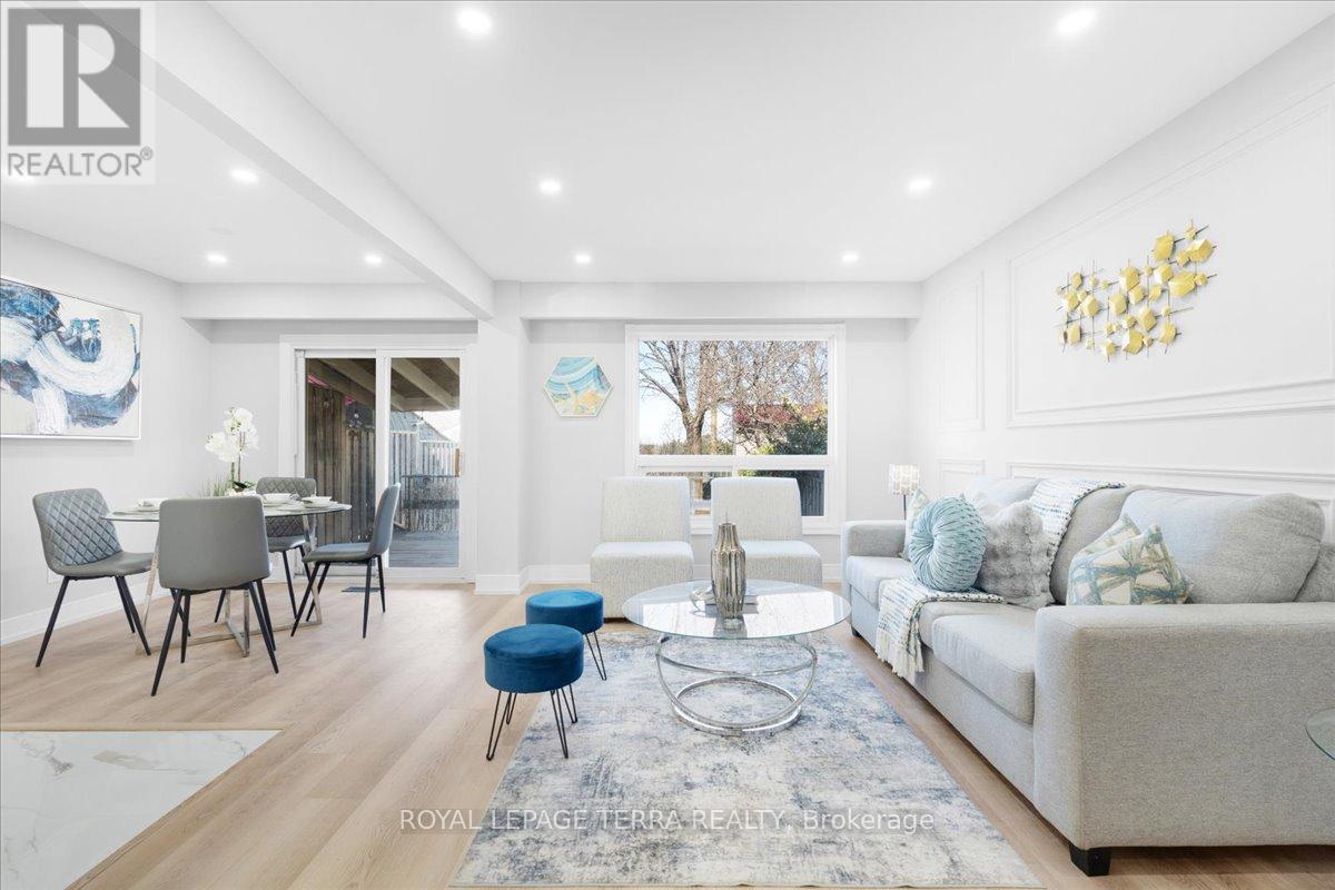 236 Royal Salisbury Way, Brampton, Ontario  L6V 3H4 - Photo 3 - W12993866