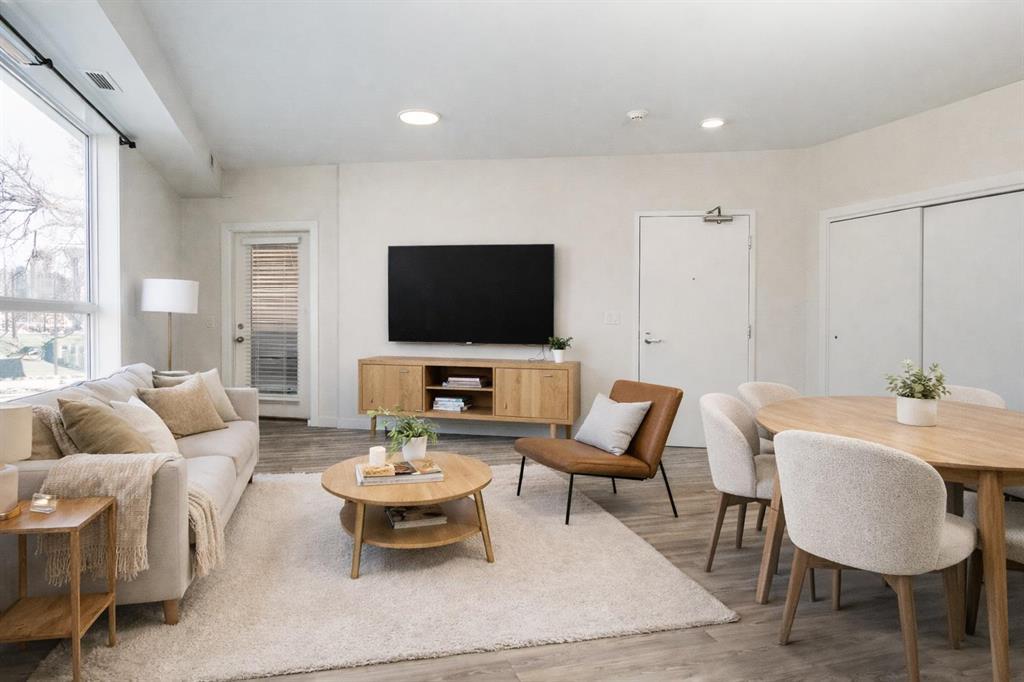 18 Picardy Place, Winnipeg, Manitoba  R3G 0R9 - Photo 2 - 202606892