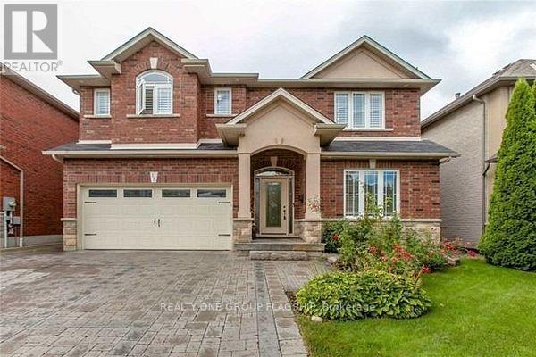 15 SASHA COURT, Hamilton, Ontario