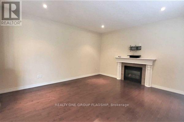 15 Sasha Court, Hamilton, Ontario  L8E 0A3 - Photo 12 - X12993874