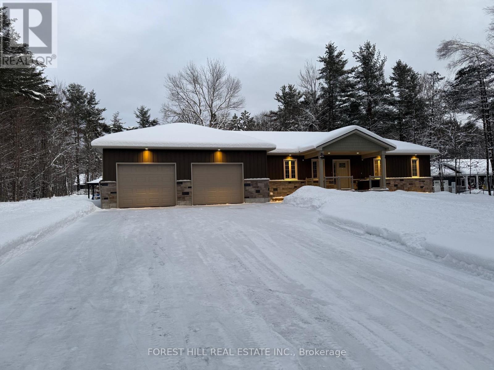 1025 Tower Crescent, Gravenhurst, Ontario  P0E 1G0 - Photo 2 - X12743570