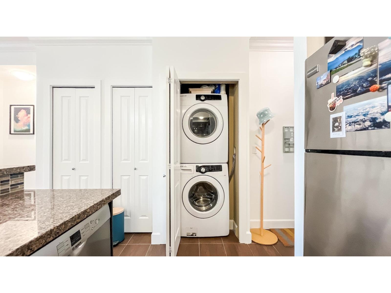 301 13897 Fraser Highway, Surrey, British Columbia  V3T 0G8 - Photo 11 - R3110795