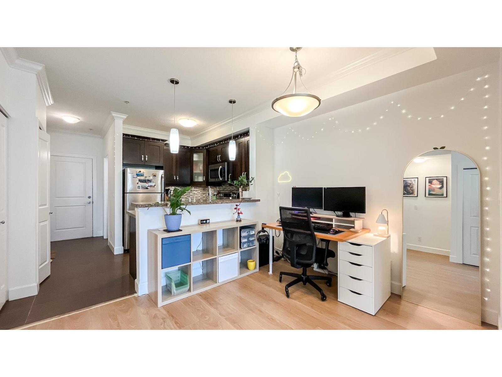 301 13897 Fraser Highway, Surrey, British Columbia  V3T 0G8 - Photo 6 - R3110795