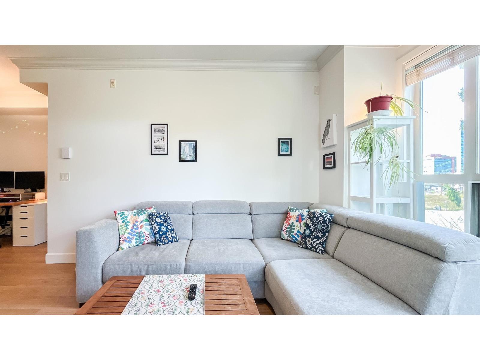 301 13897 Fraser Highway, Surrey, British Columbia  V3T 0G8 - Photo 3 - R3110795