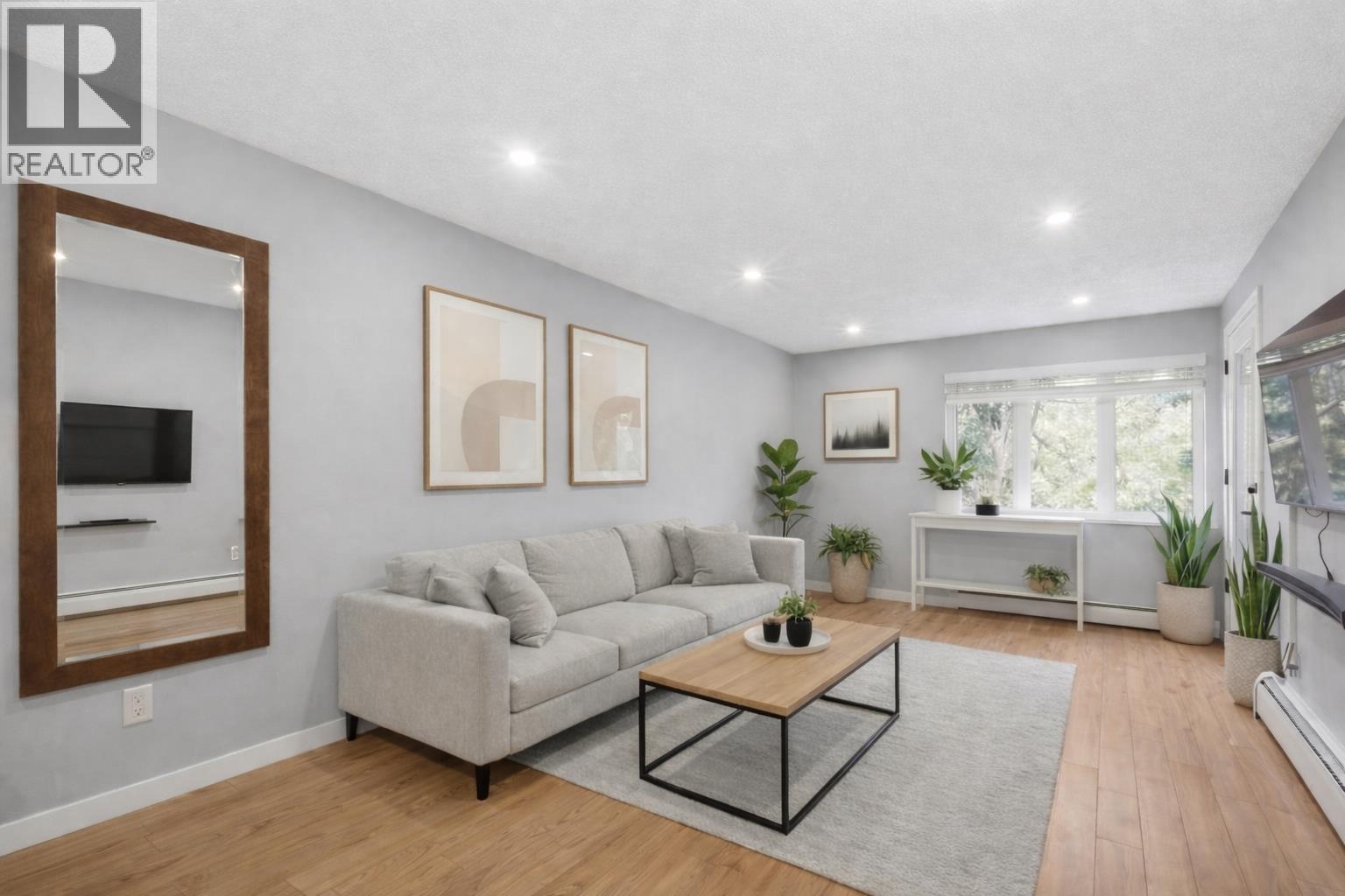 101 1122 King Albert Avenue, Coquitlam, British Columbia  V3J 1X7 - Photo 9 - R3110910