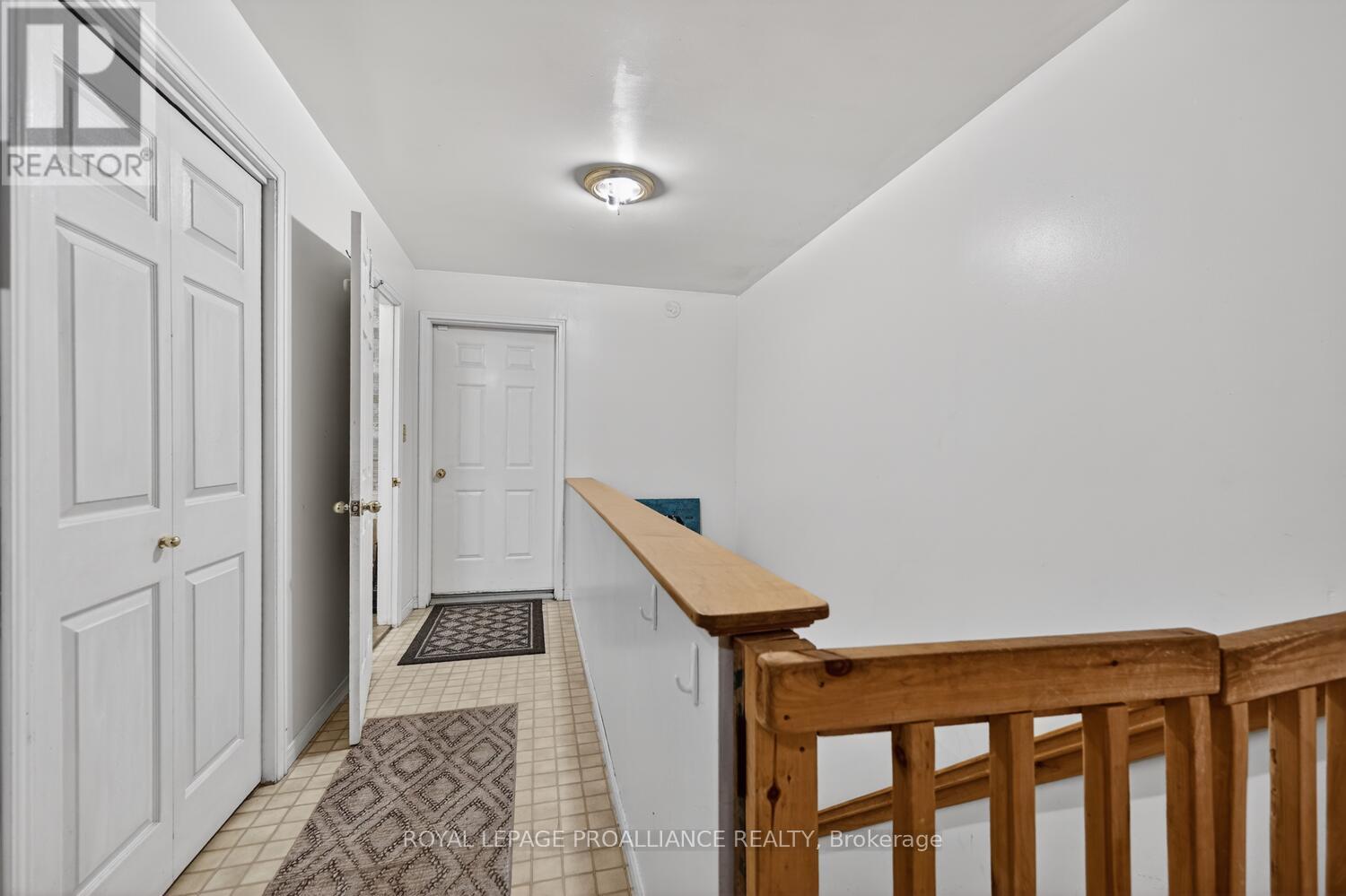 376 County Road 5 Road, Front Of Yonge, Ontario  K0E 1B0 - Photo 12 - X12993948