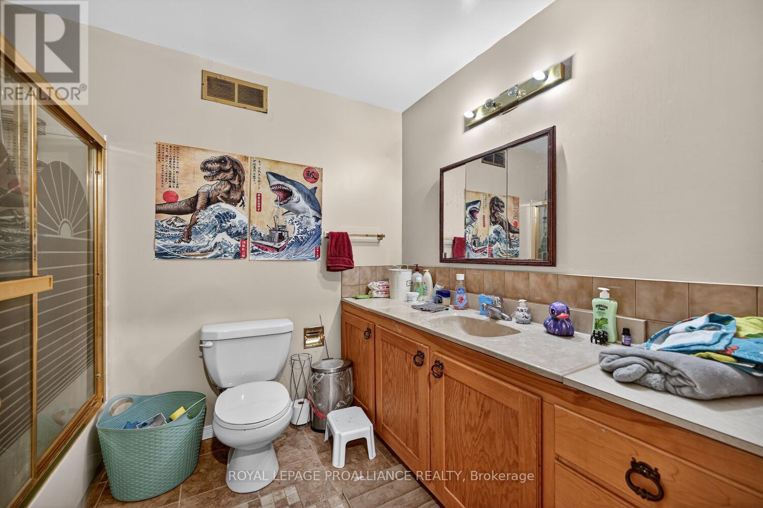 376 County Road 5 Road, Front Of Yonge, Ontario  K0E 1B0 - Photo 15 - X12993948