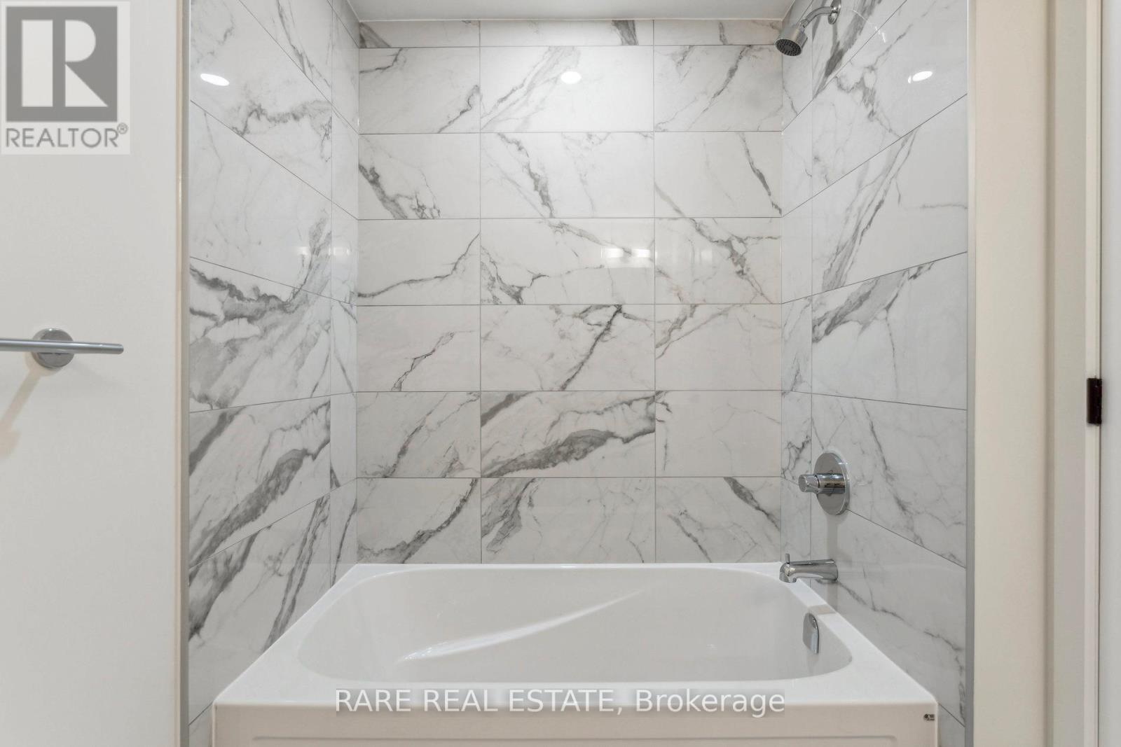 803 - 345 Wheat Boom Drive, Oakville, Ontario  L6H 7X5 - Photo 15 - W12993830