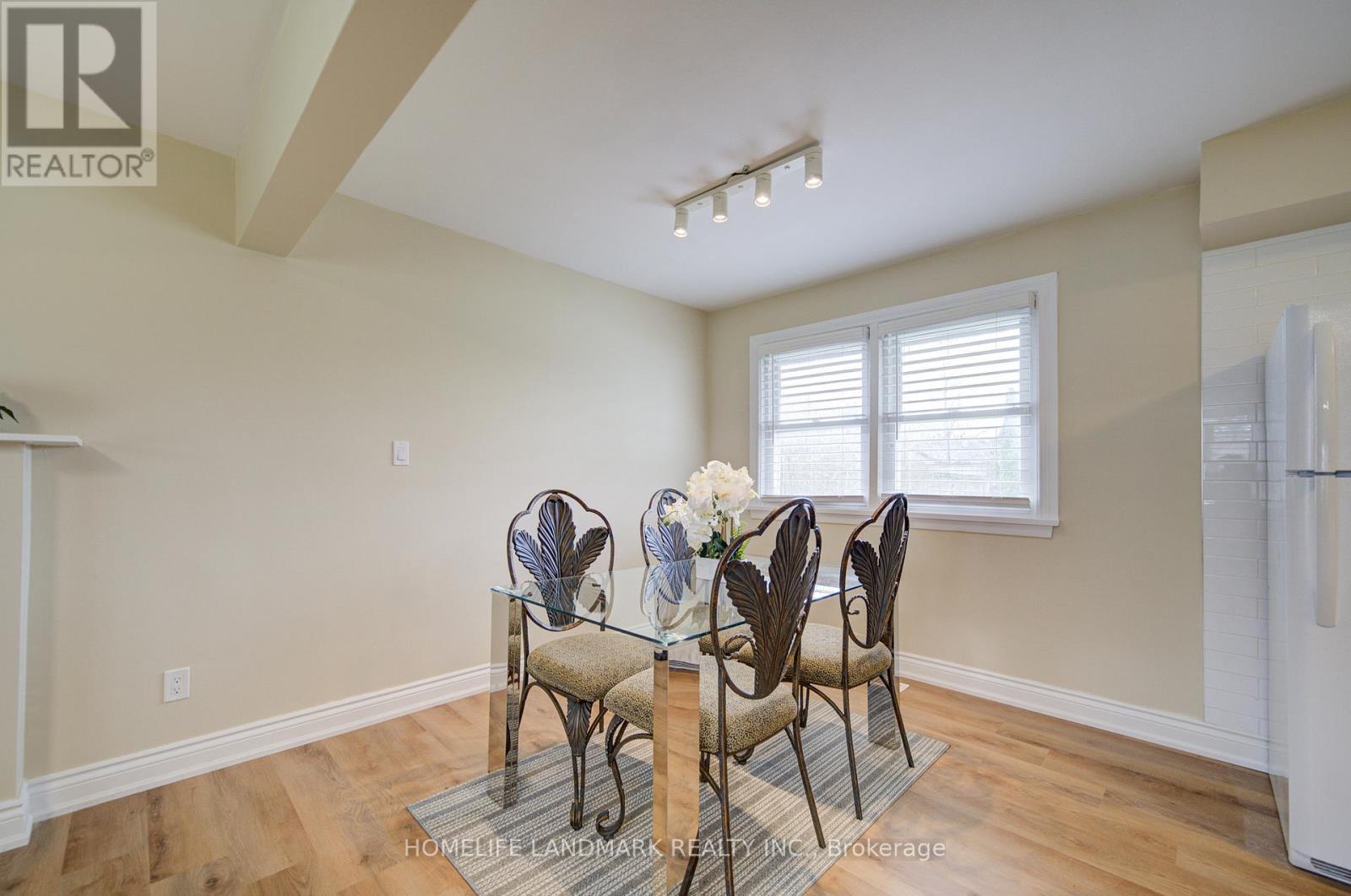 8 Richard Street, St. Catharines, Ontario  L2T 2E2 - Photo 11 - X12880460